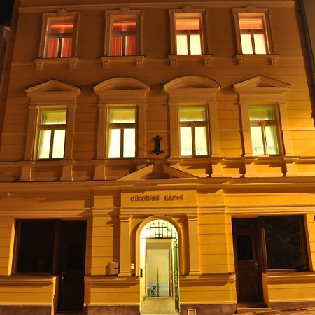 Pension Imperial Spa Йичин Экстерьер фото
